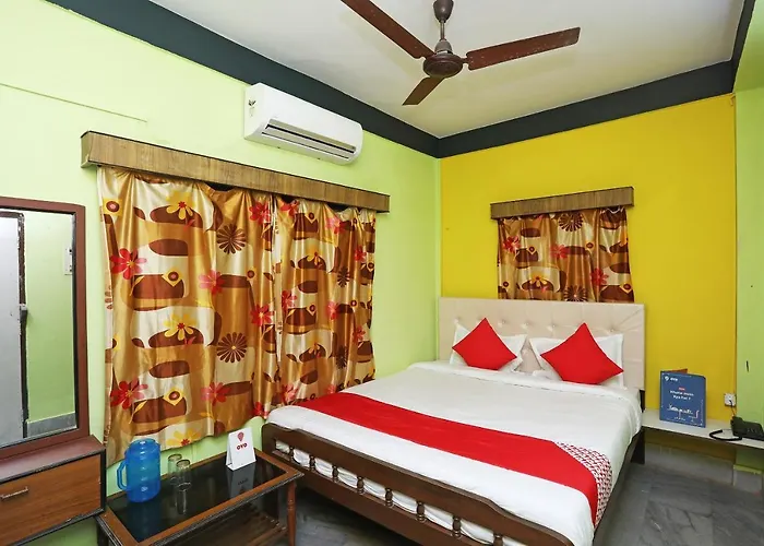 Oyo 22892 Hotel Divine