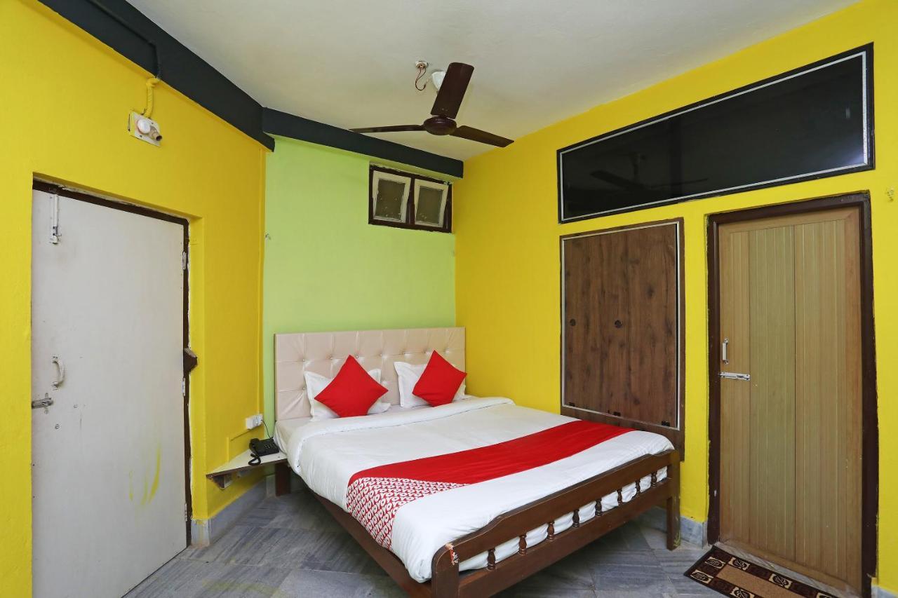 Hotel Oyo 22892 Divine Puri